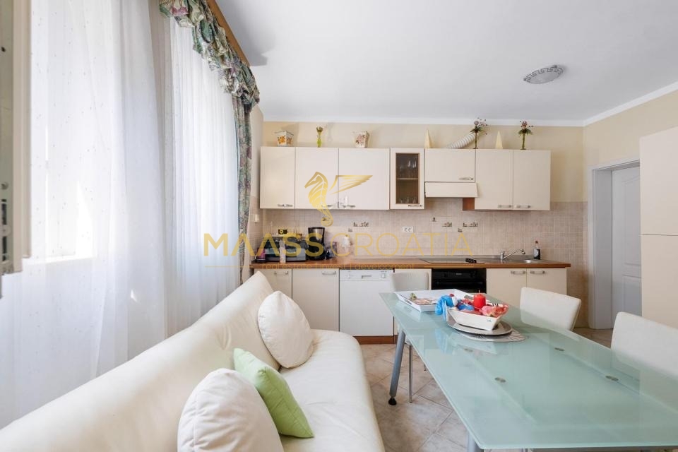 PHOTO-2025-11-25-12-48-28 (2)