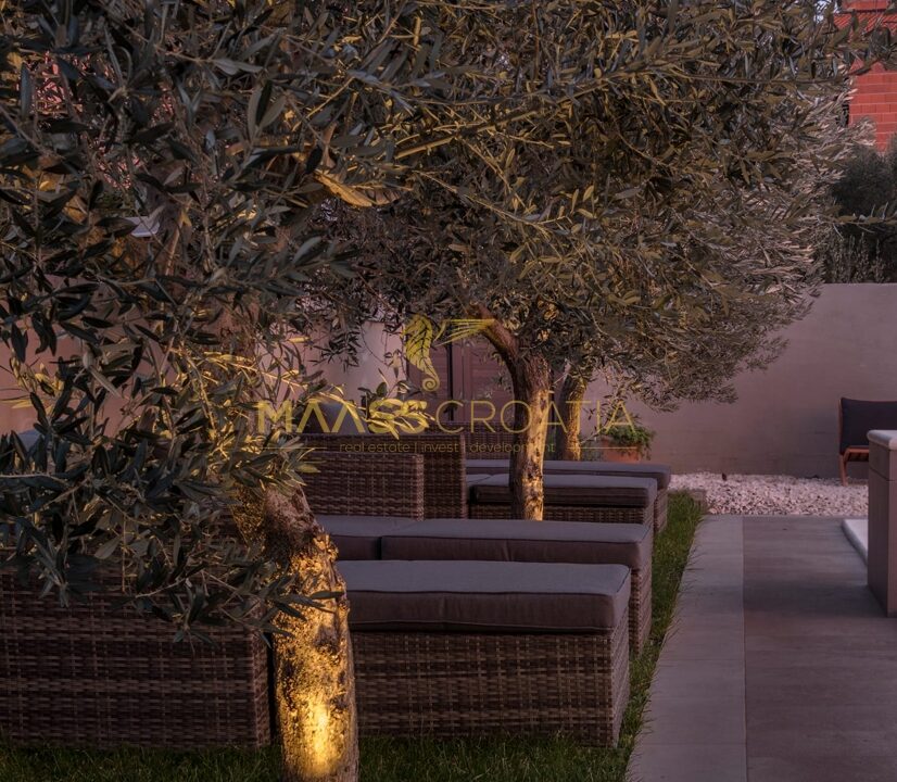 villa-m-premantura-olive-trees-garden