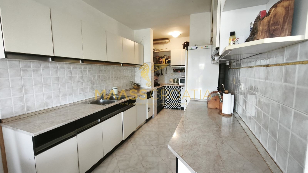 pula-veruda-stan-79m-2ss-db-prostrani-balkon-atraktivna-lokacija-slika-254750521