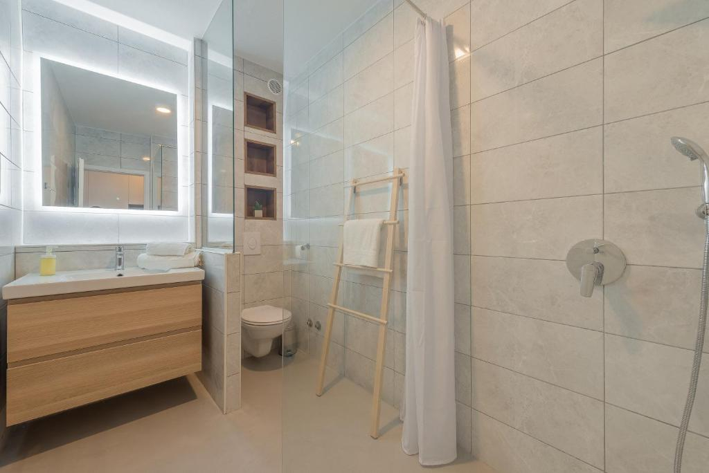 Anspruchsvolle moderne Villa mit fantastischem Blick - Region Zadar