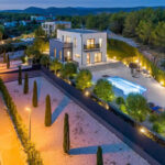 Neues Haus in der Nähe von Šibenik