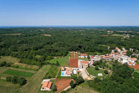 Moderne Villa mit Extra-Grundstück - Tinjan, Region Istrien