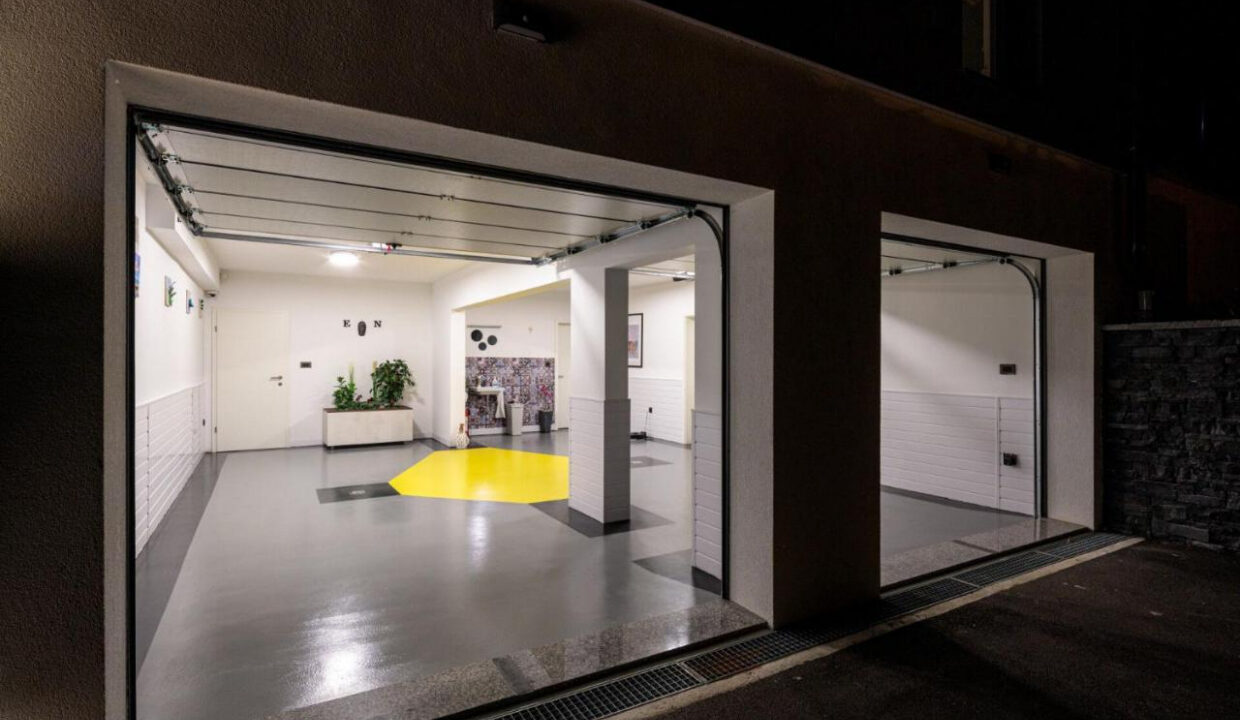 Neues Haus in der Nähe von Šibenik