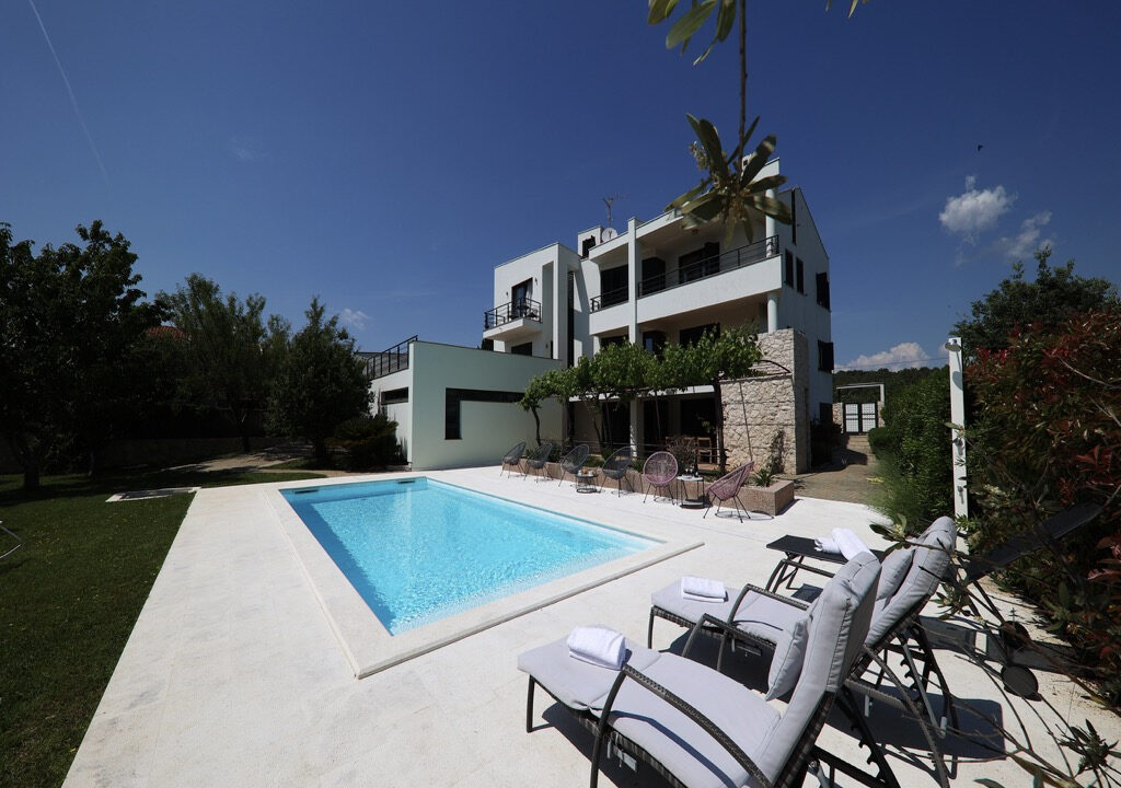 Zeitgenössische Superior-Villa - Zadar