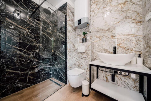 Neue moderne Villa aus Stein in der Region Zadar