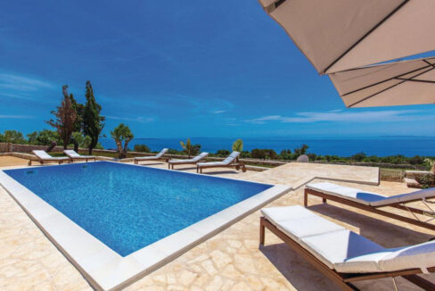 Weißes Steinjuwel in Novalja – Insel Pag