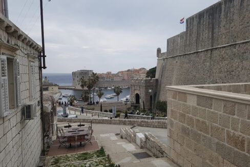 Haus mit Restaurant - Blick auf die Altstadt von Dubrovnik