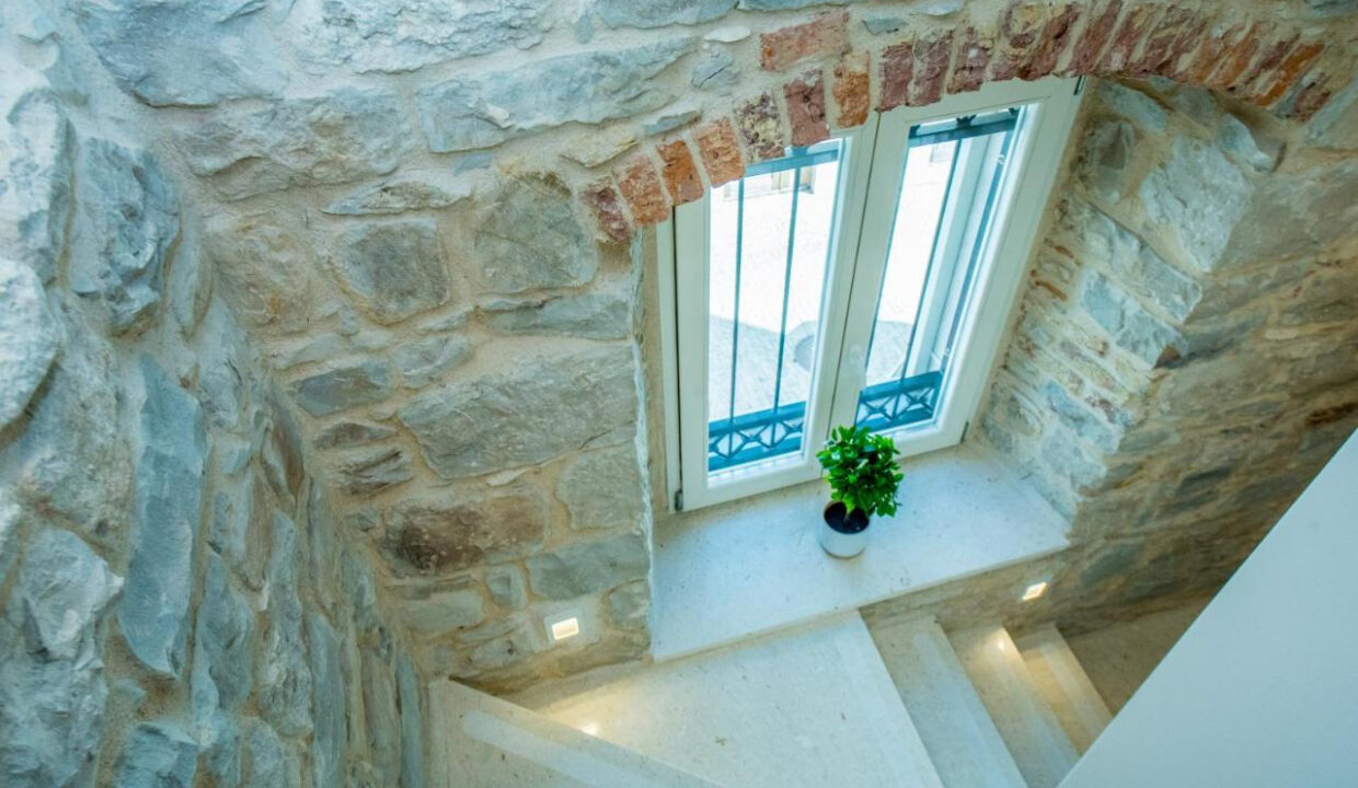 Rustikale Doppelhaushälfte - Kastel Luksic