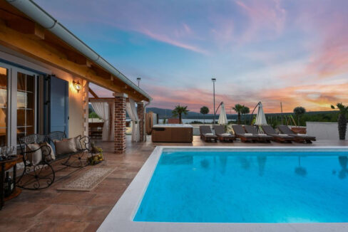 Luxuriöse Villa mit einem Tennisplatz - Novigrad, Gespanschaft Zadar