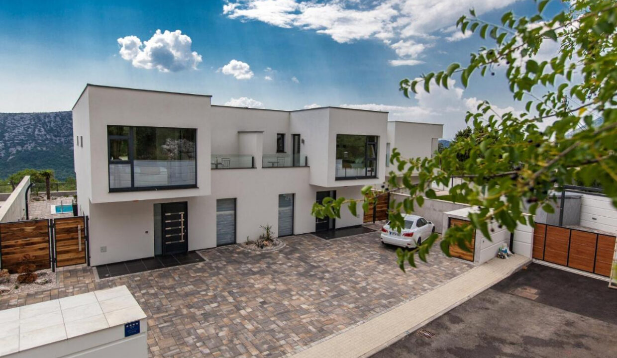 Villa im geometrischen Stil mit atemberaubendem Blick - Crikvenica