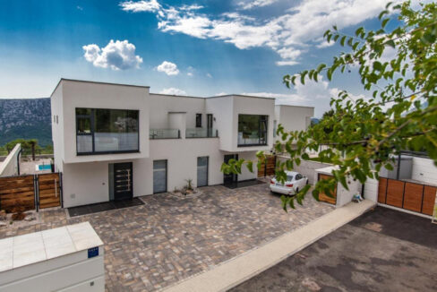 Villa im geometrischen Stil mit atemberaubendem Blick - Crikvenica