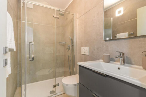 Neue moderne Villa mit traditionellem Charakter - Labin, Istra