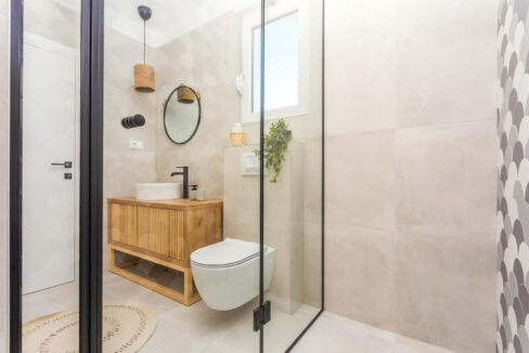 Wunderschöne weiße Villa bei Omis