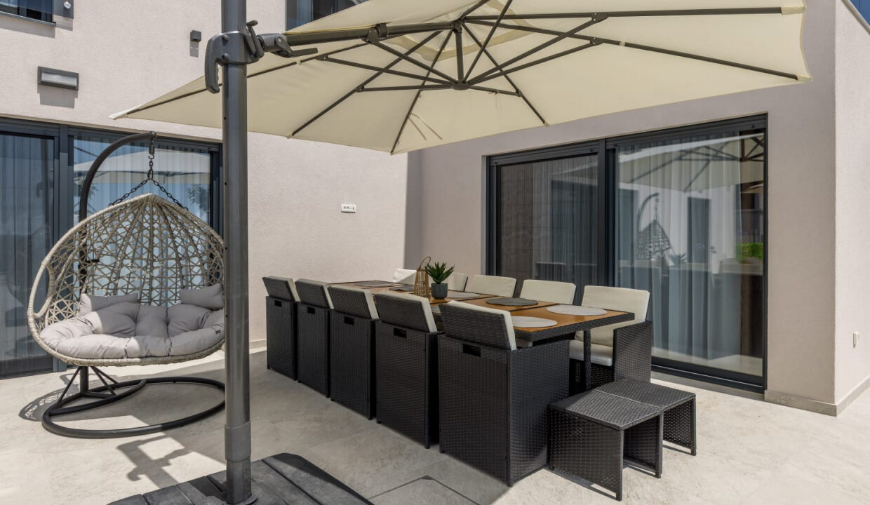 Neues Meerblick-Ferienhaus Podstrana