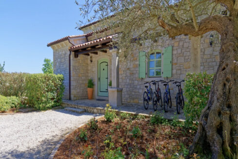 Faszinierendes Herrenhaus aus Stein in Visnjan, Istra