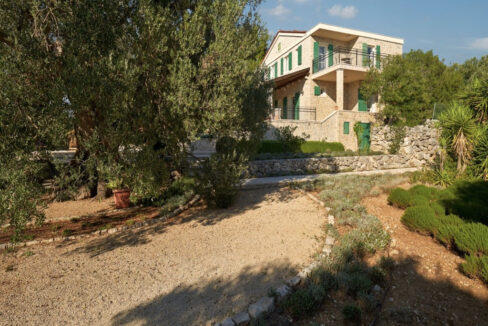 Exquisite Villa aus Stein - Die Insel Pag