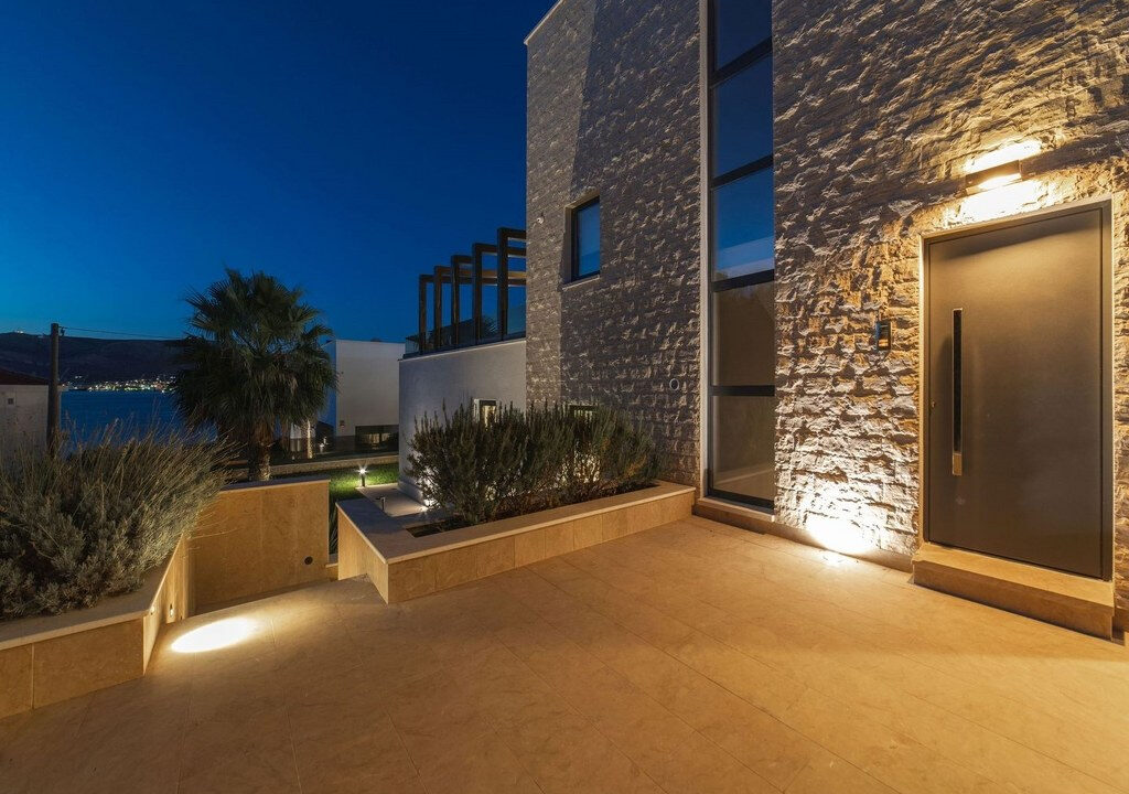 Städtische Villa auf einer bezaubernden Insel Ciovo, Region Split