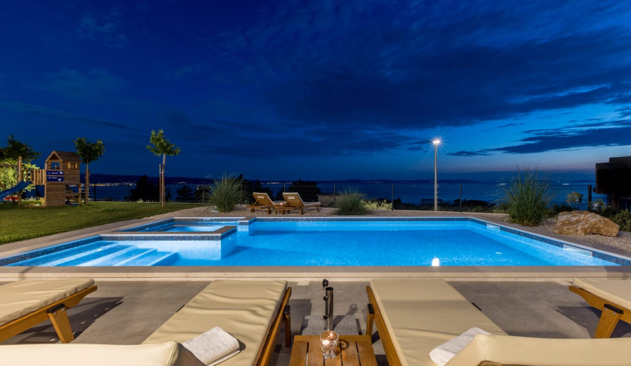 Neues Meerblick-Ferienhaus Podstrana