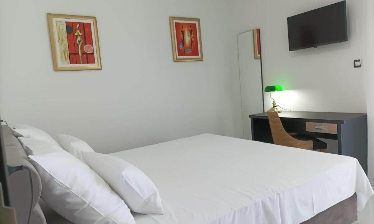 Modernes Gebäude Rogoznica