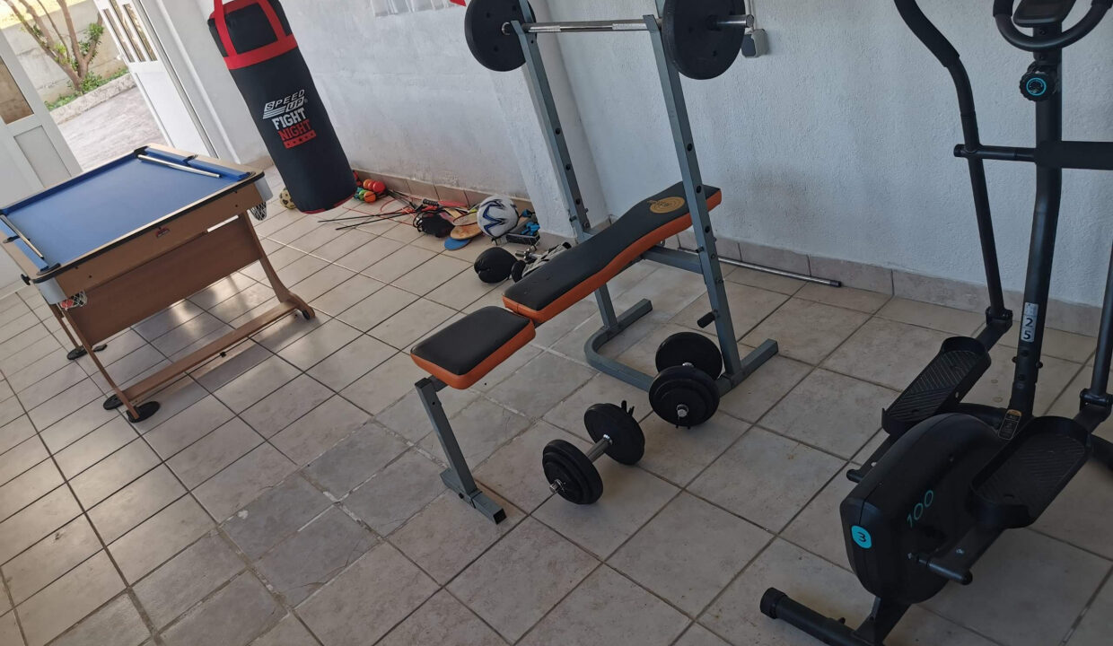 Doppelhaushälfte direkt am Meer ?iovo