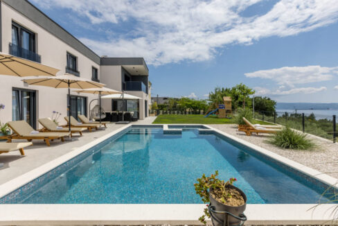 Neues Meerblick-Ferienhaus Podstrana