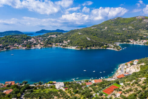 Großzügiges Anwesen mit einem Tennisplatz und einem Haus - Zaton, Dubrovnik Gebiet