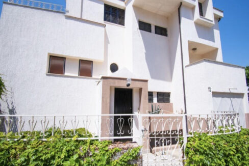 Haus mit Meerblick in Sibenik