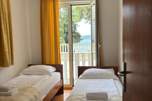 Grundstück am Meer Sveti Filip Jakov