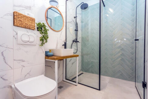 Wunderschöne weiße Villa bei Omis