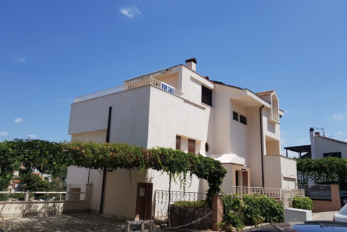 Haus mit Meerblick in Sibenik