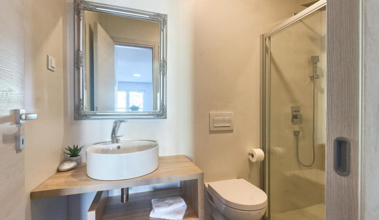 Doppelhaushälfte Pula