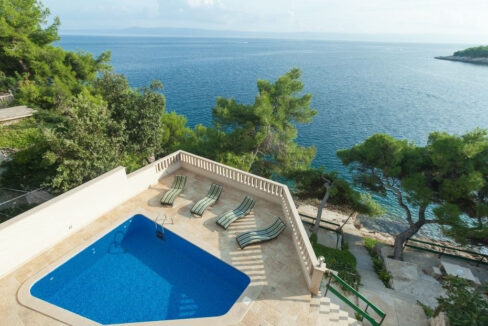 Villa am Meer auf der Insel Bra?