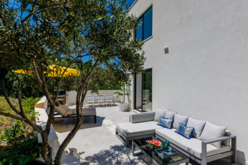 Weiße Villa am Meer mit extra Grundstück - Dubrovnik