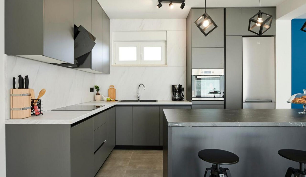 Haus im modernen Stil in Kastela