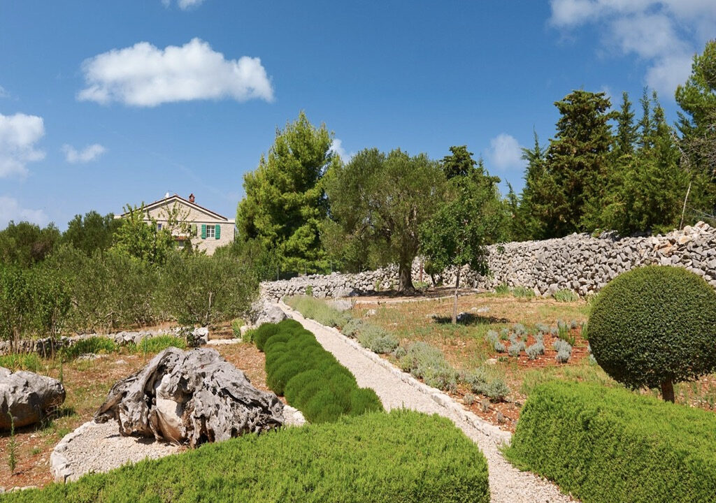 Exquisite Villa aus Stein - Die Insel Pag