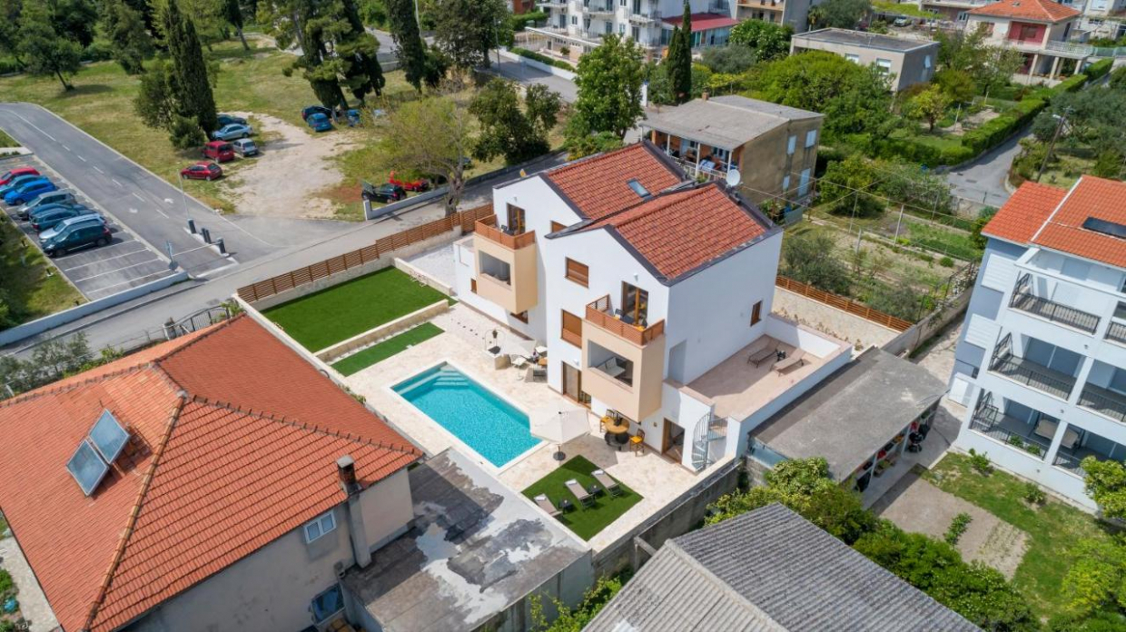 Neues Haus in Kastel Sucurac, Split