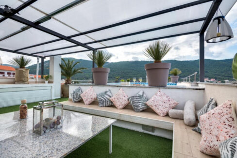 Haus am Wasser in Sibenik