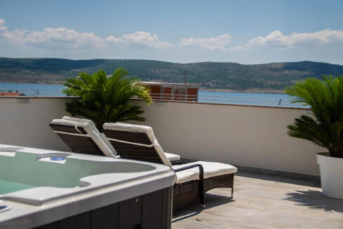 Wunderschöne Villa mit Meerblick in der Region Zadar