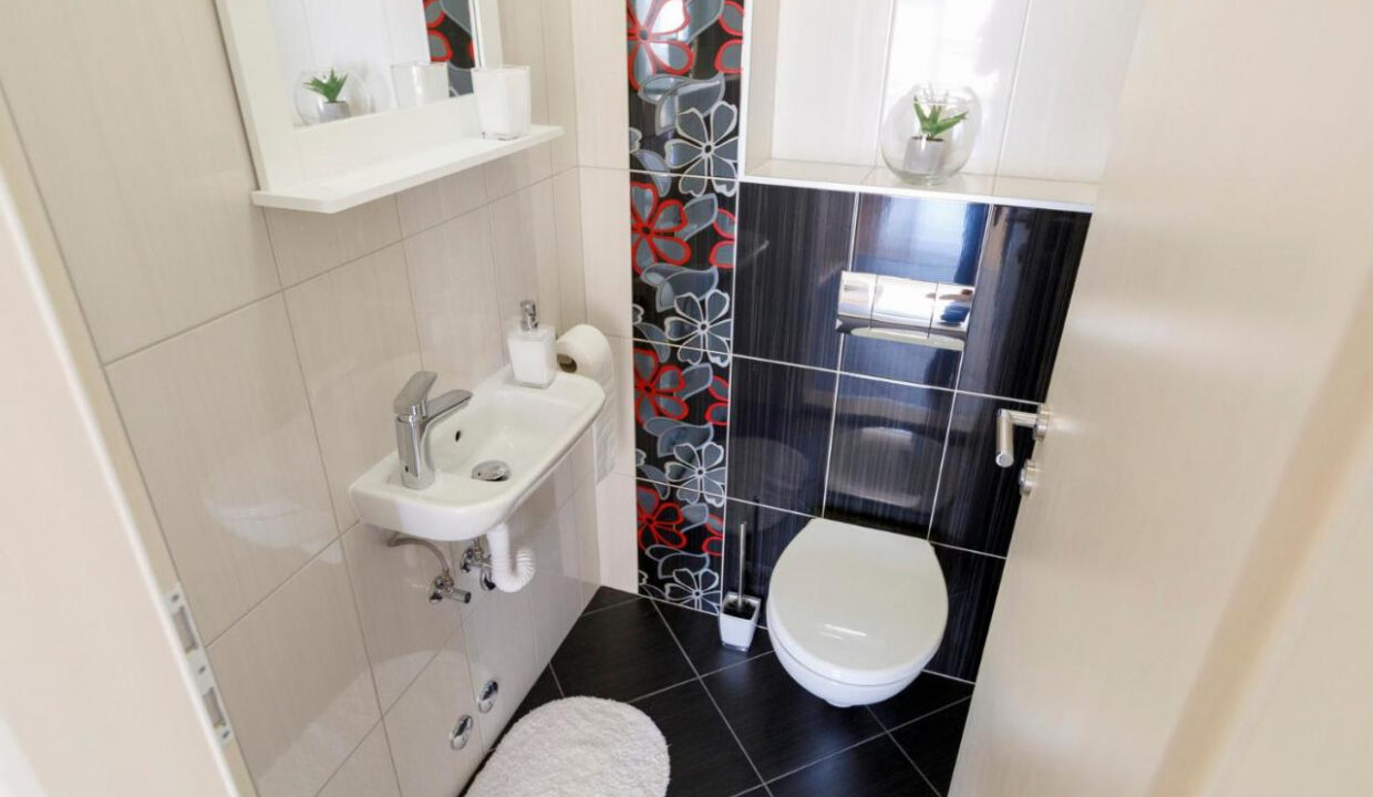 Haus mit Meerblick in Kastel Sucurac