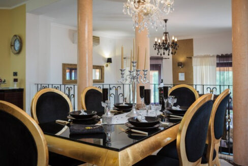 Tropisch anmutende Villa in der Nähe des Nationalparks Krka