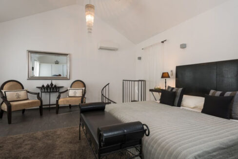 Steinvilla im Kolonialstil - Drvenik Mali, Split