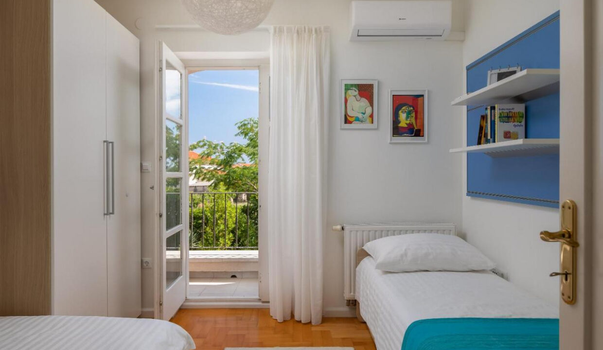 Geräumige und modern aussehende Villa - Vodice