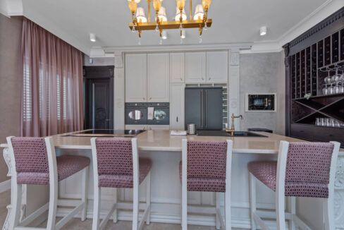 Exklusive Villa direkt am Meer in Vodice