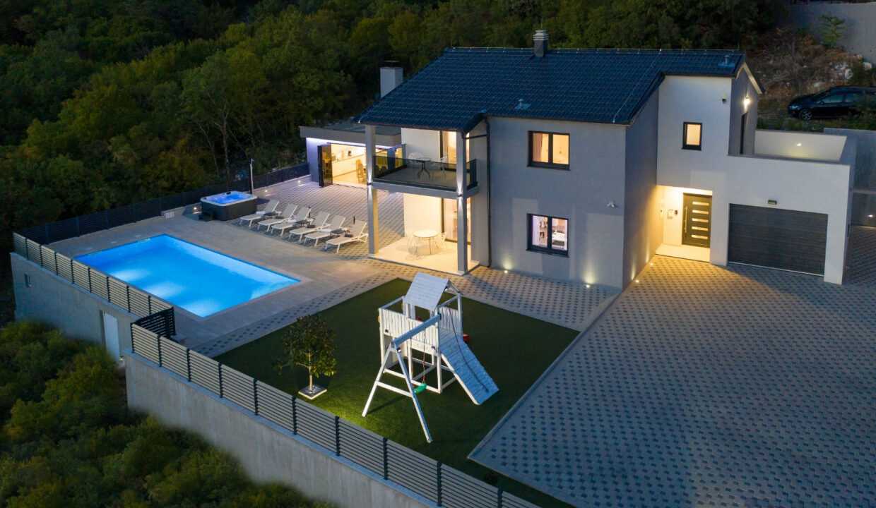 Großzügiges Einfamilienhaus - Stadt Imotski