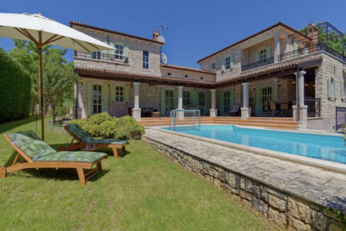 Faszinierendes Herrenhaus aus Stein in Visnjan, Istra