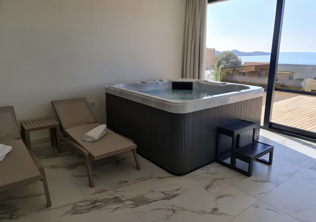 Neue Villa mit Meerblick, Rogoznica