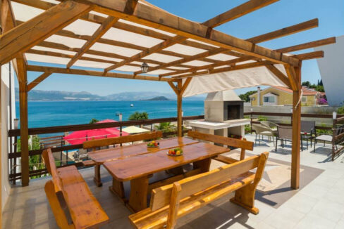 Doppelhaushälfte direkt am Meer ?iovo