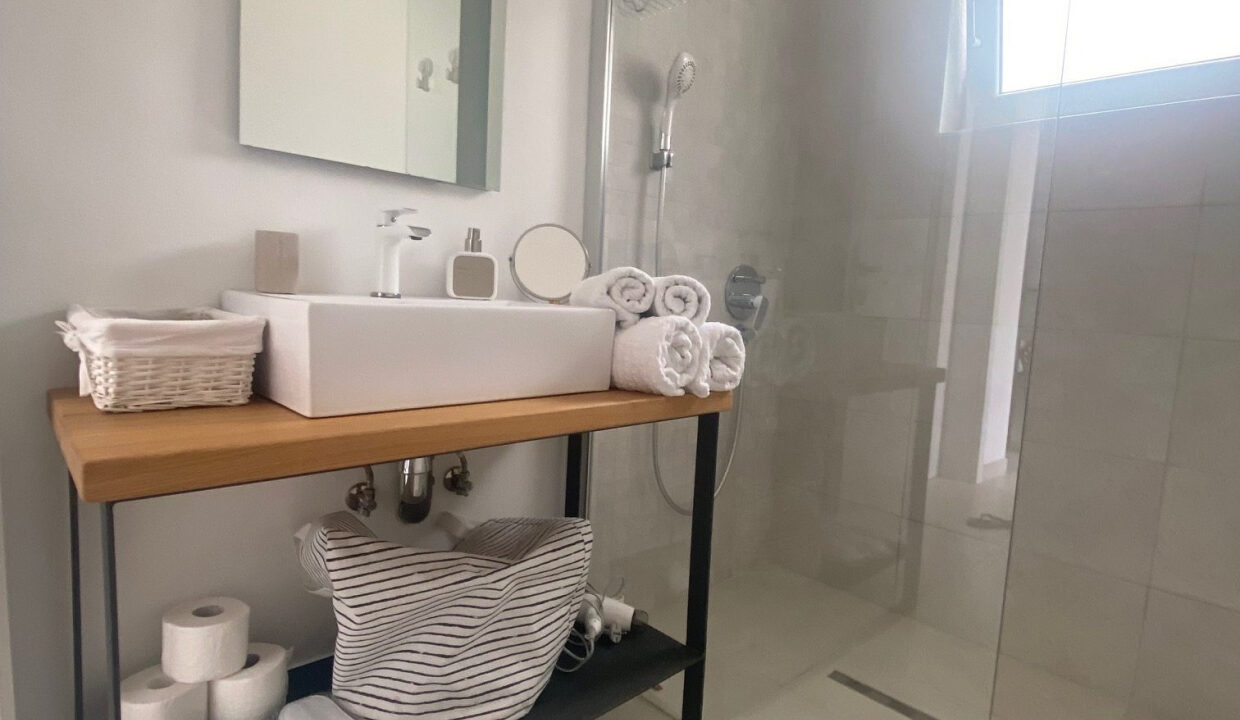 2 Stilvolle Häuser Dugi Otok