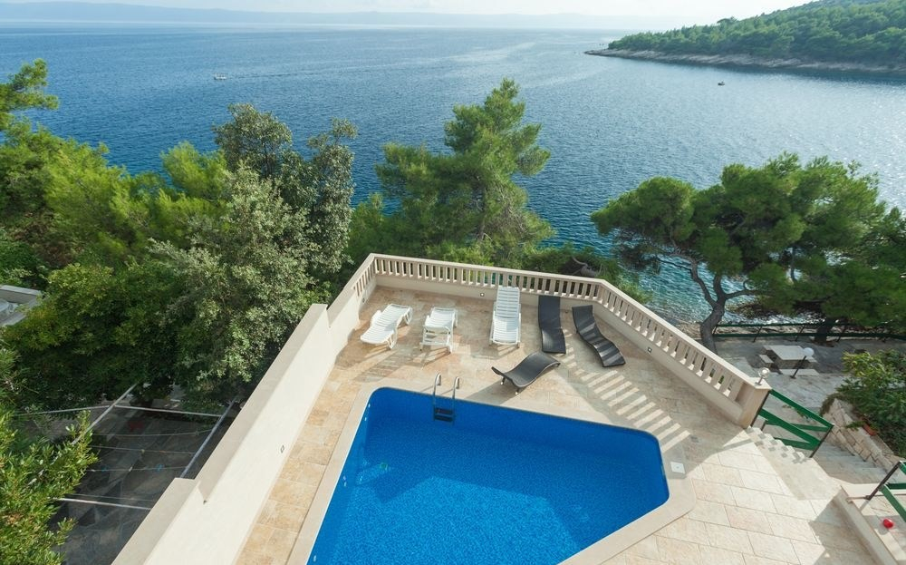 Villa am Meer auf der Insel Bra?