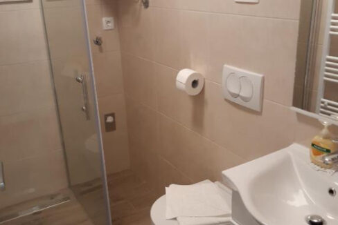 Haus am Meer in der Nähe von Šibenik